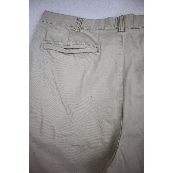 OLD NAVY - MEN'S PLEATED FRONT KHAKI CHINO SHORTS - SIZE 38 - 9" INSEAM - Picture 13 of 14